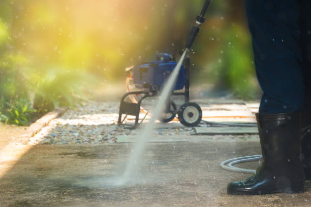 Best Pool Deck Cleaning  in Baldn, WI